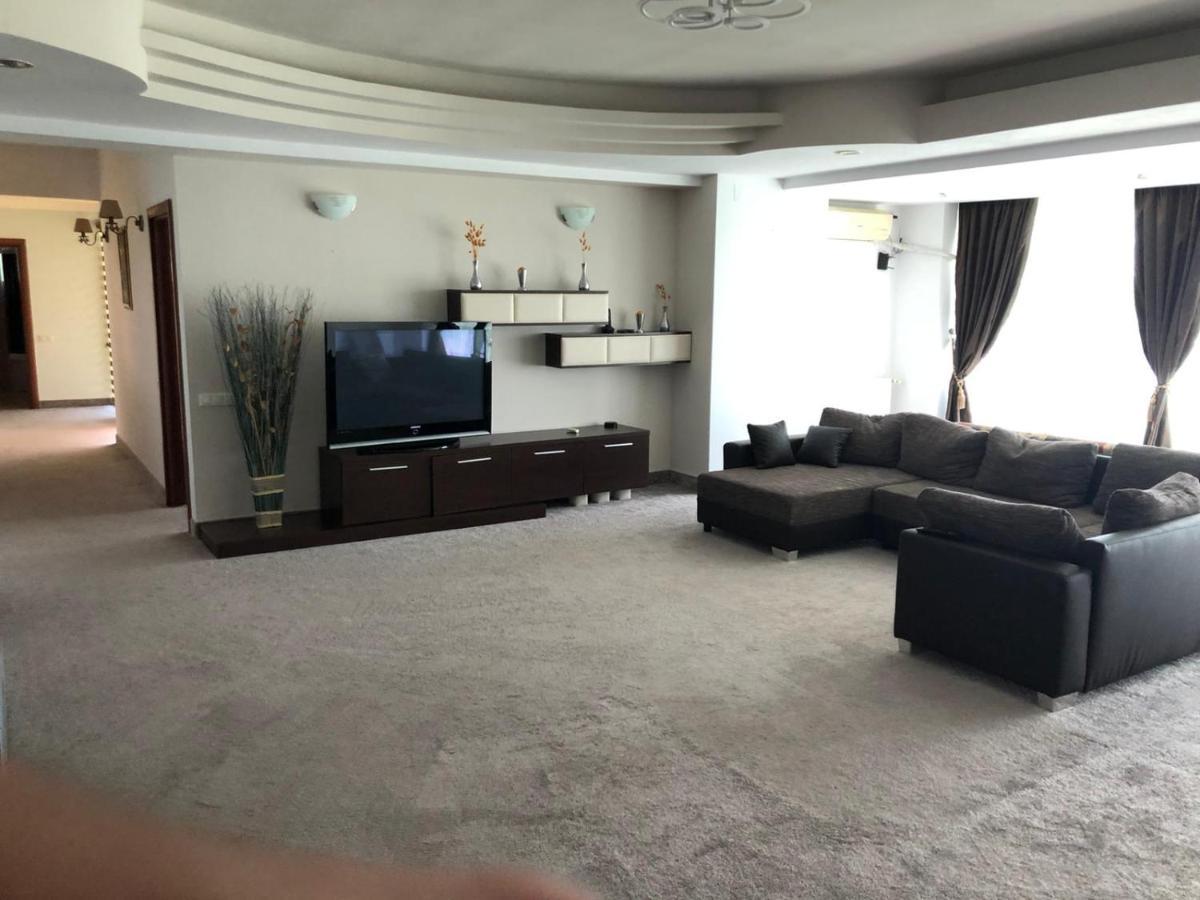 Hotel Florida מאמאיה מראה חיצוני תמונה