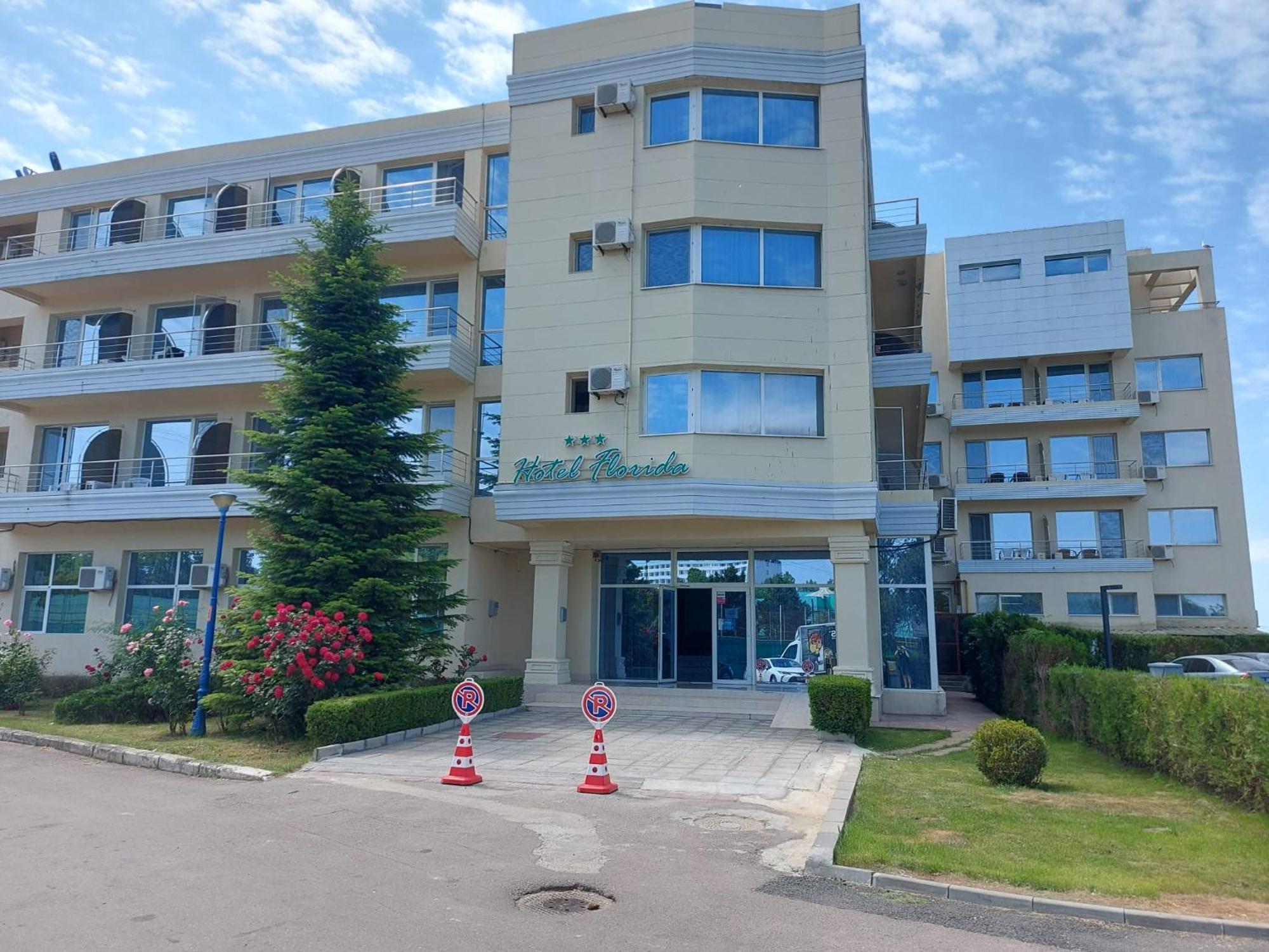 Hotel Florida מאמאיה מראה חיצוני תמונה