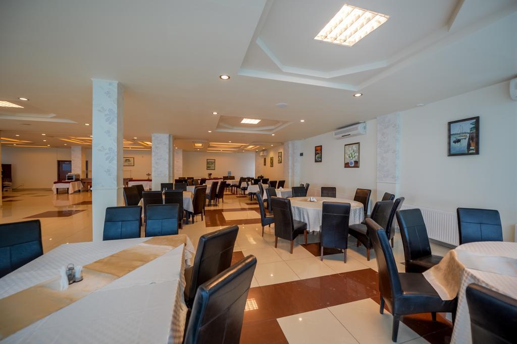 Hotel Florida מאמאיה מראה חיצוני תמונה
