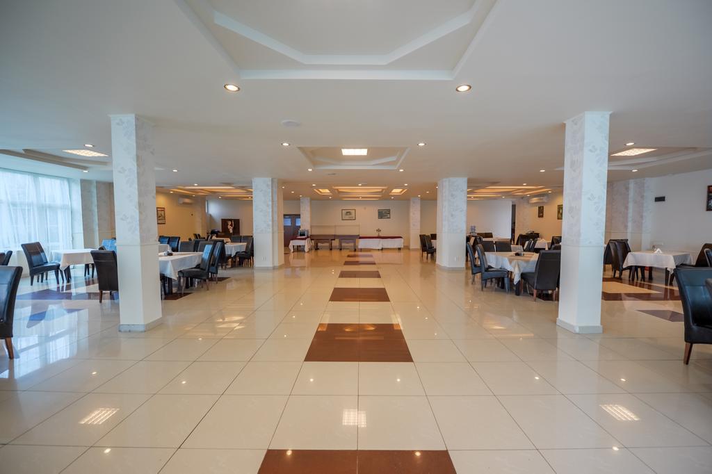 Hotel Florida מאמאיה מראה חיצוני תמונה