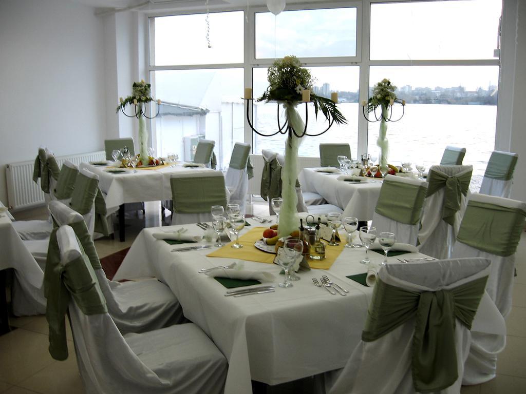 Hotel Florida מאמאיה מראה חיצוני תמונה