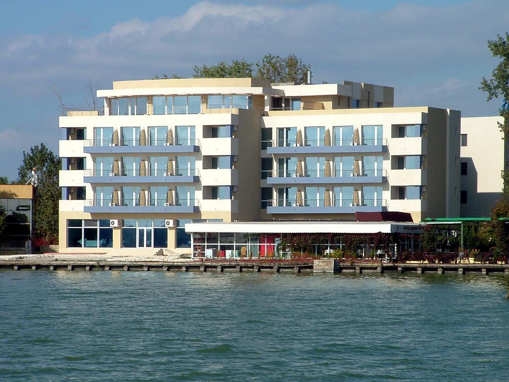 Hotel Florida מאמאיה מראה חיצוני תמונה